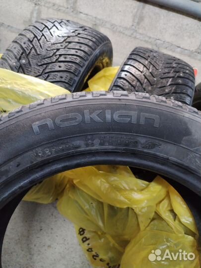Nokian Tyres Hakkapeliitta 8 215/55 R17