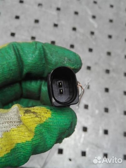 Датчик детонации Skoda Fabia