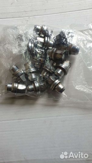 Колесные болты Range Rover Sport