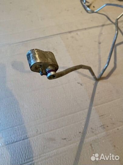 Трубка кондиционера Volkswagen Passat