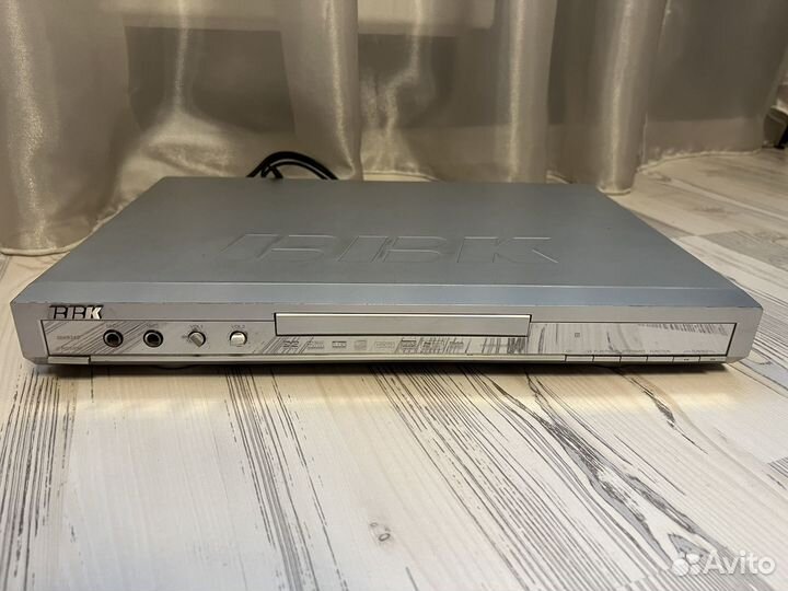 Проигрыватель от домашнего кинотеатра BBK bbk934S