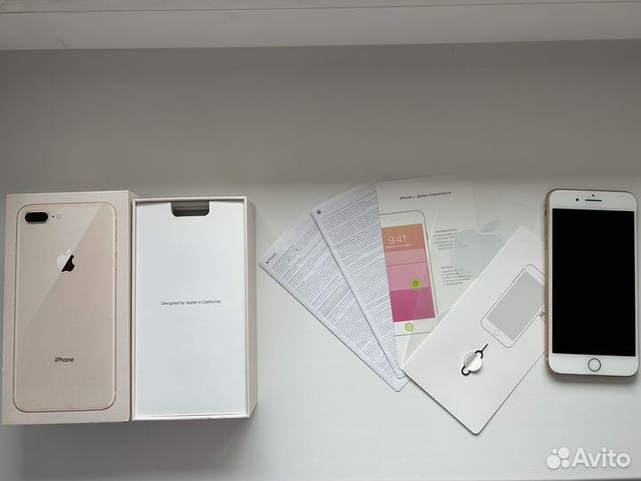 iPhone 8 Plus, 64 ГБ