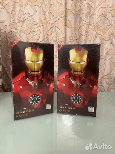 Фигурка Iron Man Mark Series III с LED подсветкой