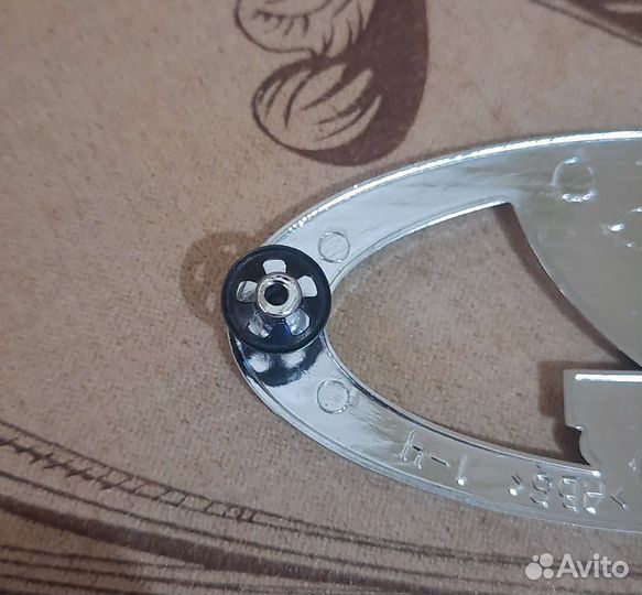 Эмблема ваз