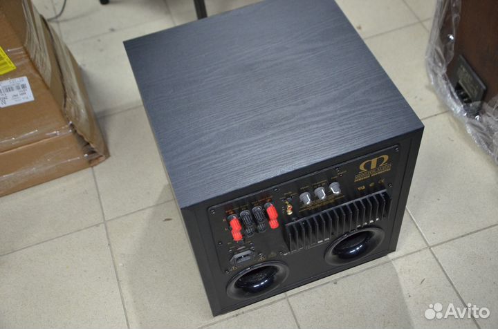 Сабвуфер активный Monitor Audio FB110 England