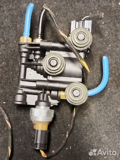 Клапан пневмоподвески Rаnge Rover Vogue L322 2002