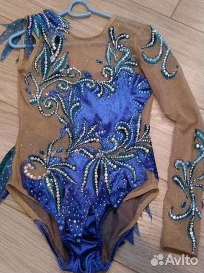 Купальники и предметы для гимнастики