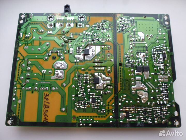 Блок питания EAX65391401(3.0) от LG 32LB561U