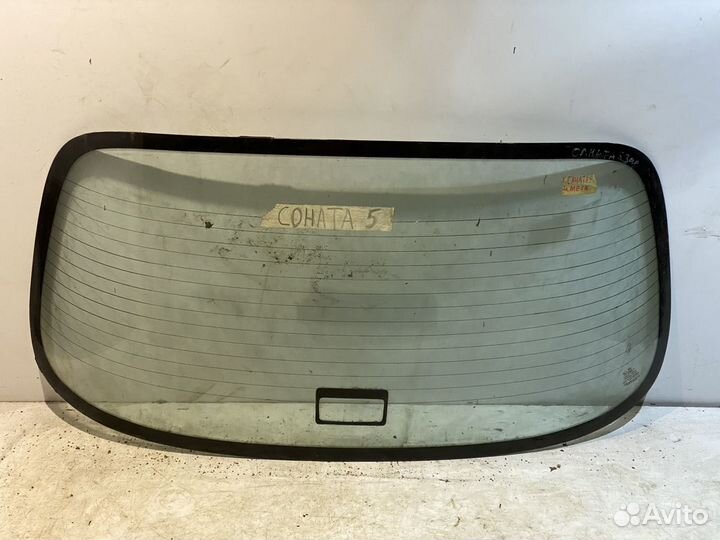 Kia Clarus заднее стекло