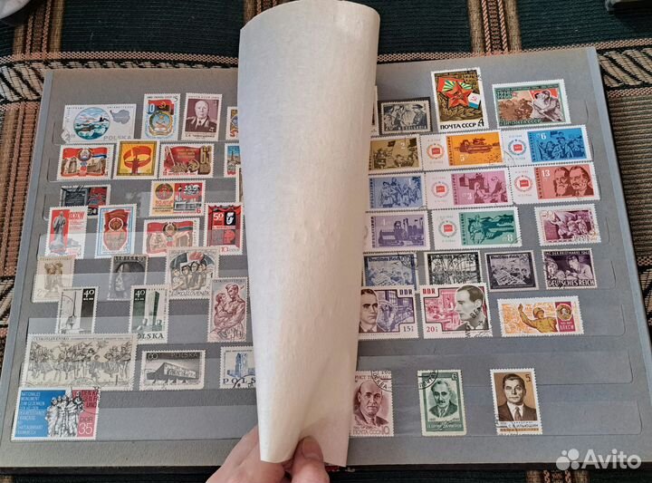 2 альбома с марками