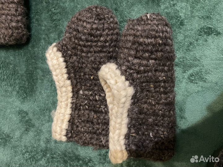 Шерстяные вязанные носки ручной работы (Чуни)