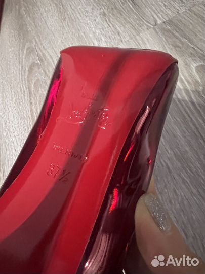 Оригинал christian louboutin