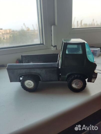 Модельки грузовиков