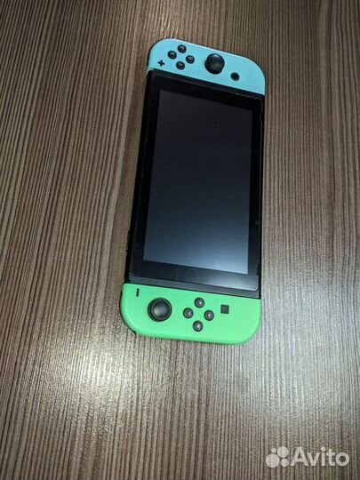 Nintendo switch Animal crossing edition