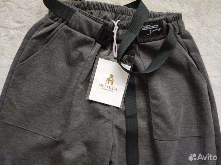 Пакетом новые вещи 44-46 женские