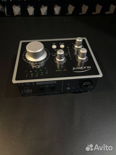 Звуковая карта Audiend Id4