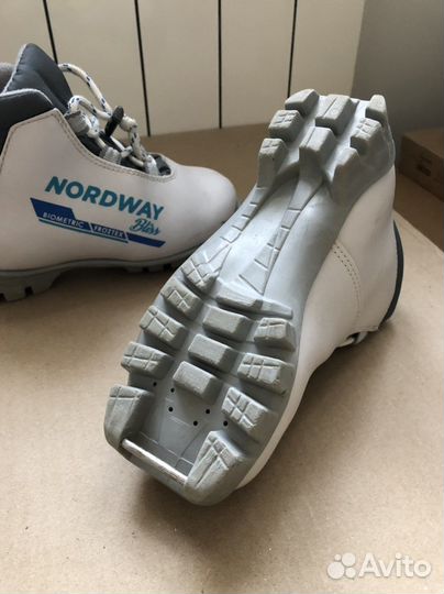 Лыжные ботинки 28 размера