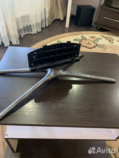 Подставка под телевизор