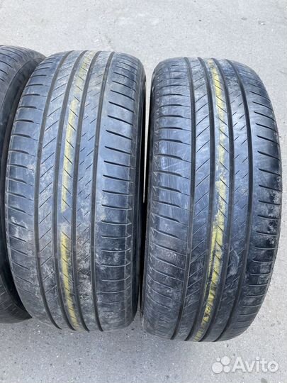 Bridgestone Alenza 001 235/55 R19
