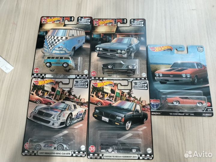 Hot wheels premium