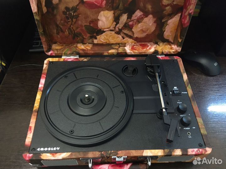 Виниловый проигрыватель Crosley CR8005F-FL4