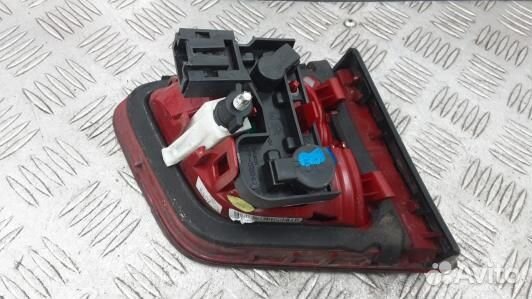 Фонарь правый крышки багажника citroen C5 2 (4SV03