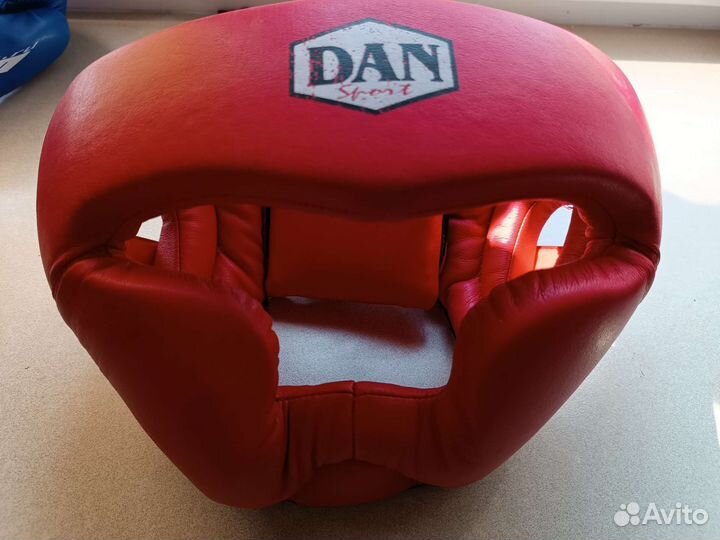 Боксерский шлем