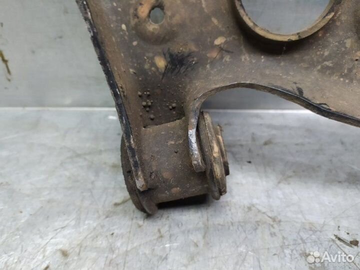 Рычаг передний левый Skoda Octavia (A5 1Z)