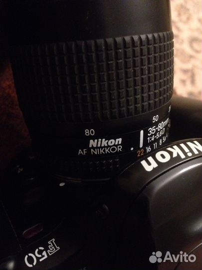 Зеркальный пленочный Nikon F50