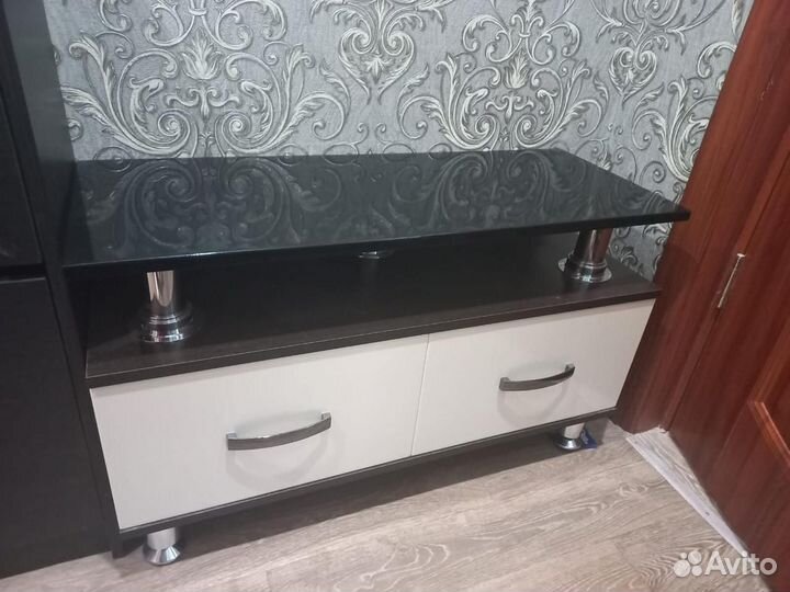 Тумба под тв