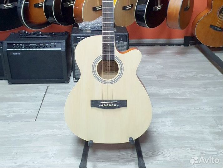 Гитара акустика