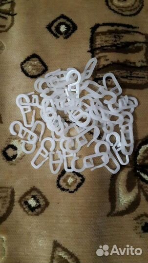 Крючки и прищепки для карнизов