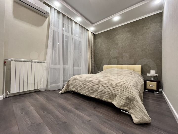 2-к. квартира, 80 м², 4/10 эт.