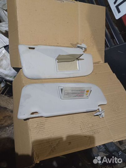 Солнцезащитный козырек от Ниссан Кашкай J10