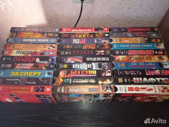 Видеокассеты VHS Премьер Варус cоюз west