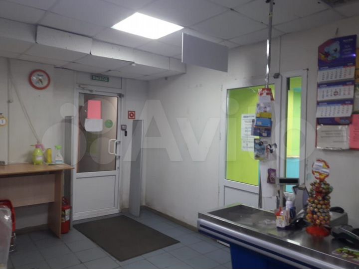 Сдам торговое помещение 230 кв.м