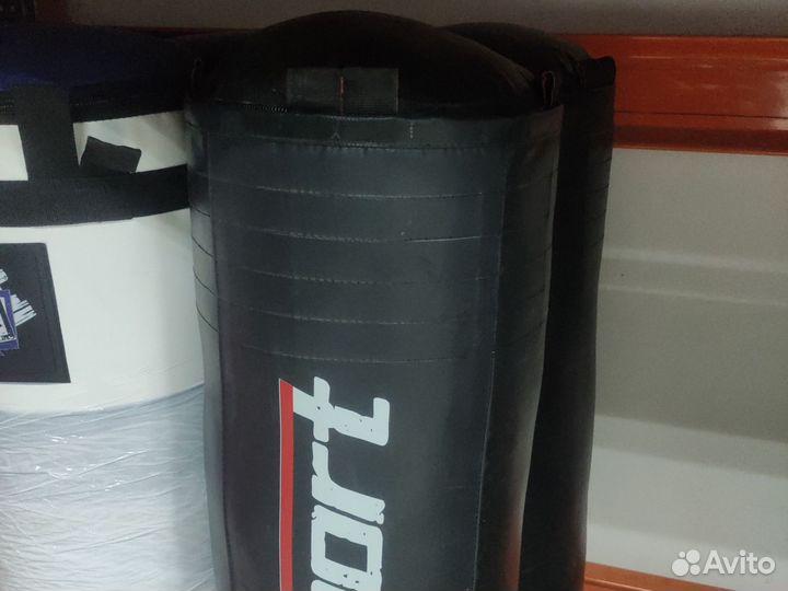 Боксёрские мешки и груши в наличии