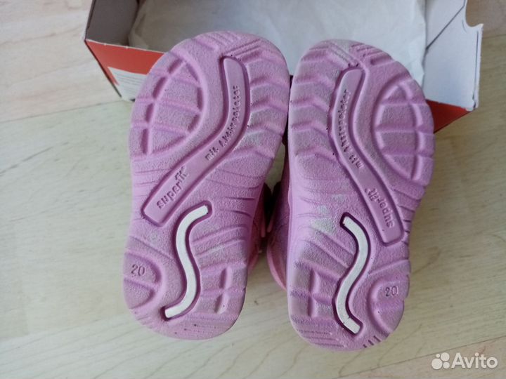 Босоножки superfit р.20