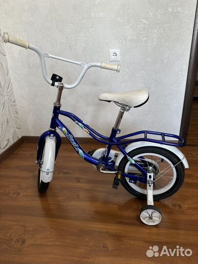 Детский велосипед четырехколесный