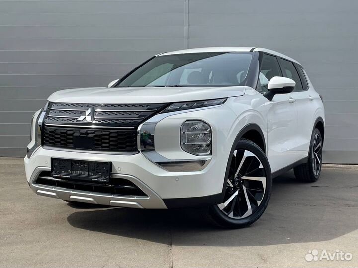 Mitsubishi Outlander 2.5 CVT, 2022