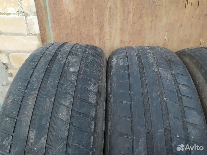 Kormoran Road Performance 215/60 R16