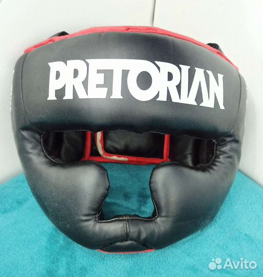 Шлем для единоборств