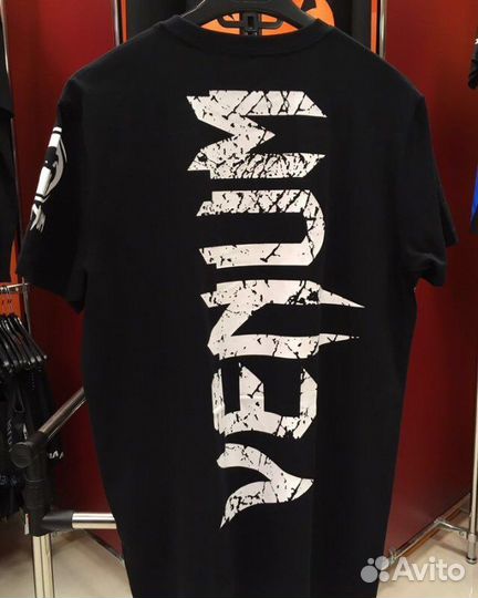 Футболка Venum Giant