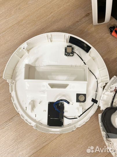 Робот пылесос mi robot vacuum mop essential