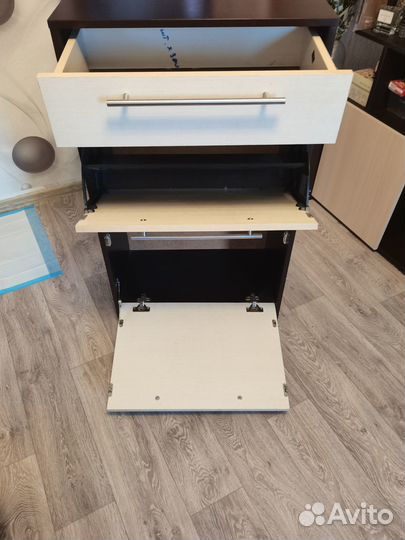 Продам обувницу