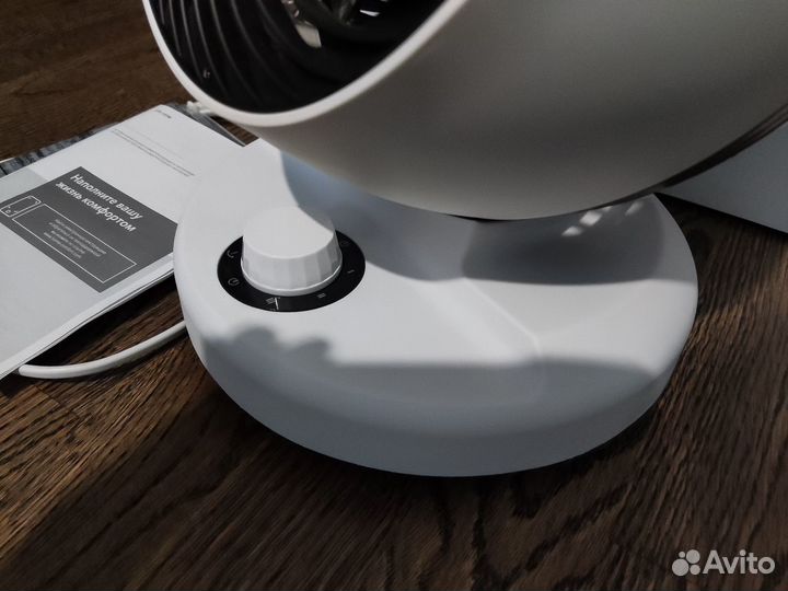 Вентилятор настольный Electrolux ETF-107W