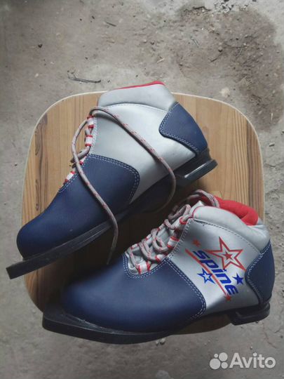 Ботинки лыжные