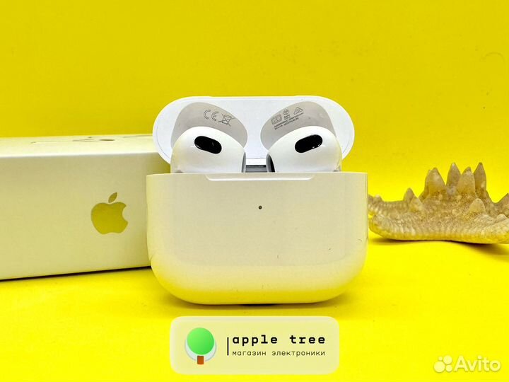 Наушники Apple AirPods 3 Medium + Чехол