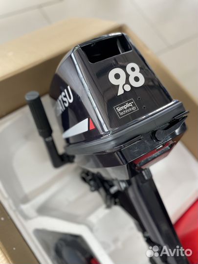 Лодочный мотор Tohatsu M 9.8 B S витринный