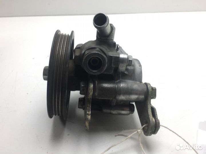 Насос гидроусилителя Toyota Mark Ii Wagon Qualis